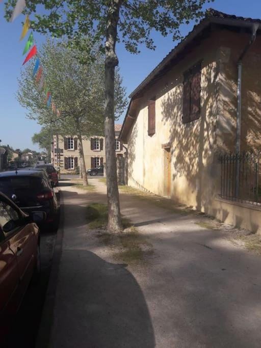 Maison type loft au coeur du village Apartment in Occitanie