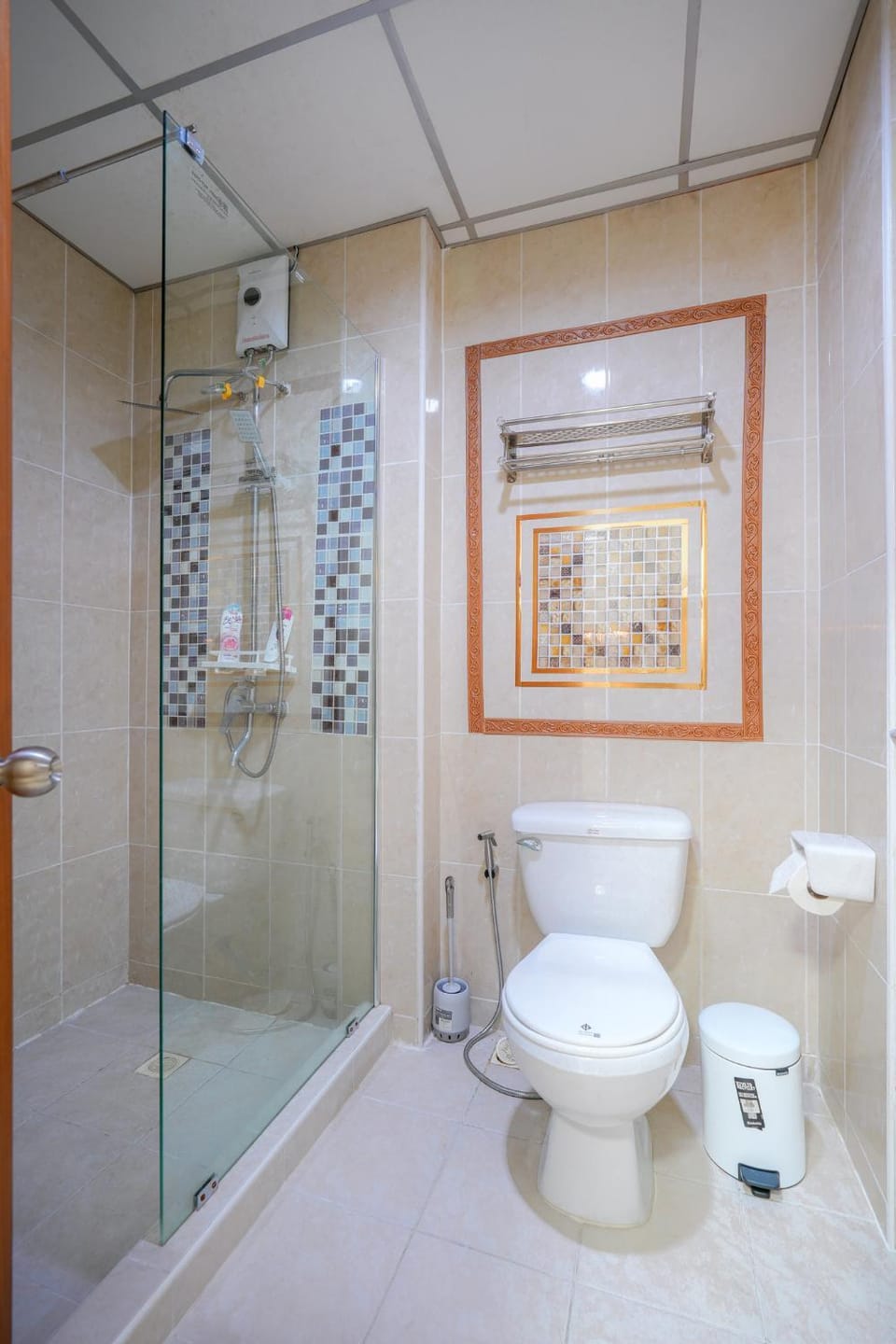 Shower, Toilet, Bathroom