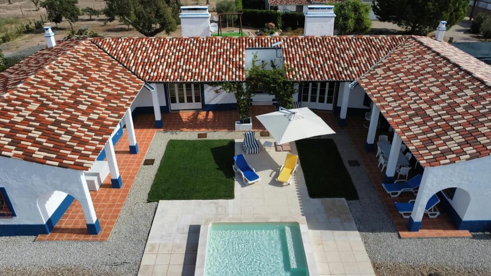 Monte do Sobreiro House in Santarém District, Portugal