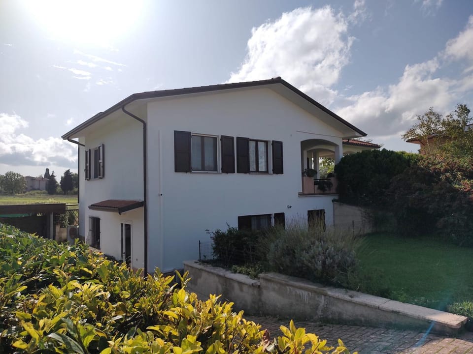 Property building, Day, Garden