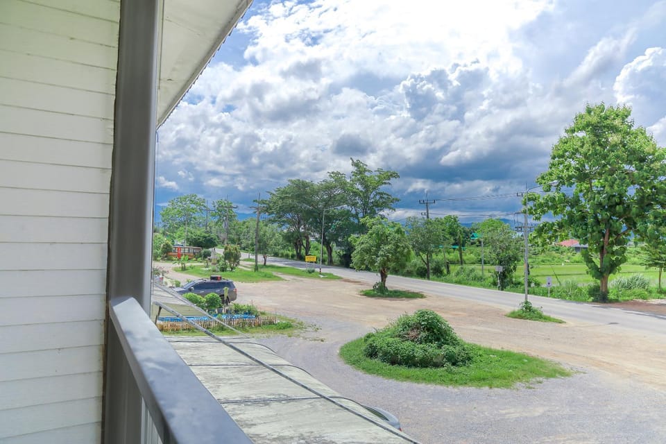Yhee guest house Bed and Breakfast in Thailand