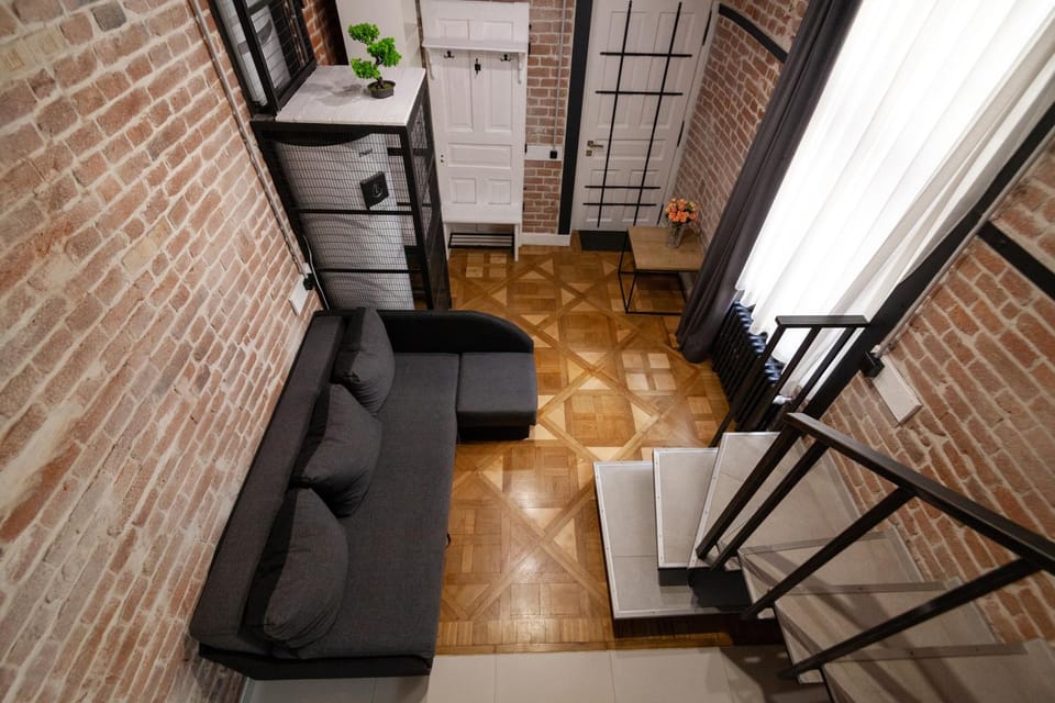 Royal mini apart-hotel on Kovzhyna Apartment in Lviv