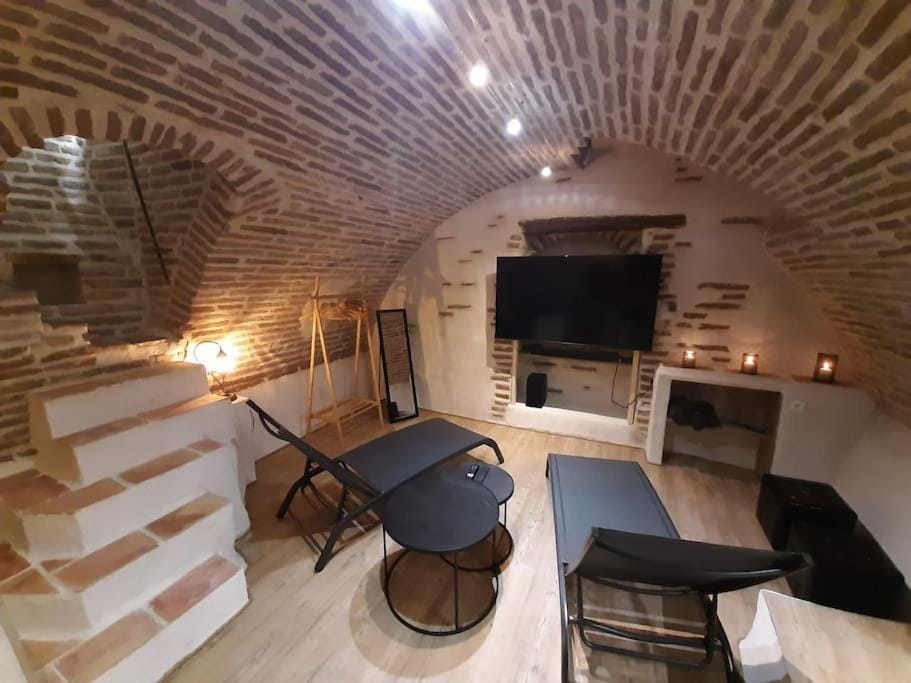 Studio et spa privatif Le Puits de la Grâce Apartment in Albi