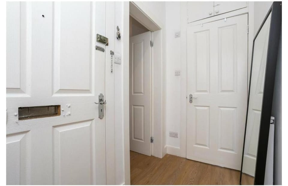 stunning modern one bedroom apartment Apartment in Edinburgh
