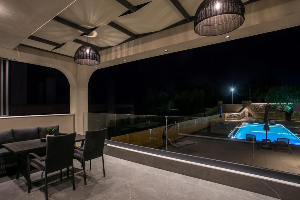 Night, Balcony/Terrace, Pool view