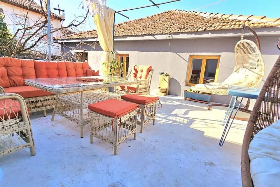 Vintage Charm in Fethiye City Center House in Fethiye
