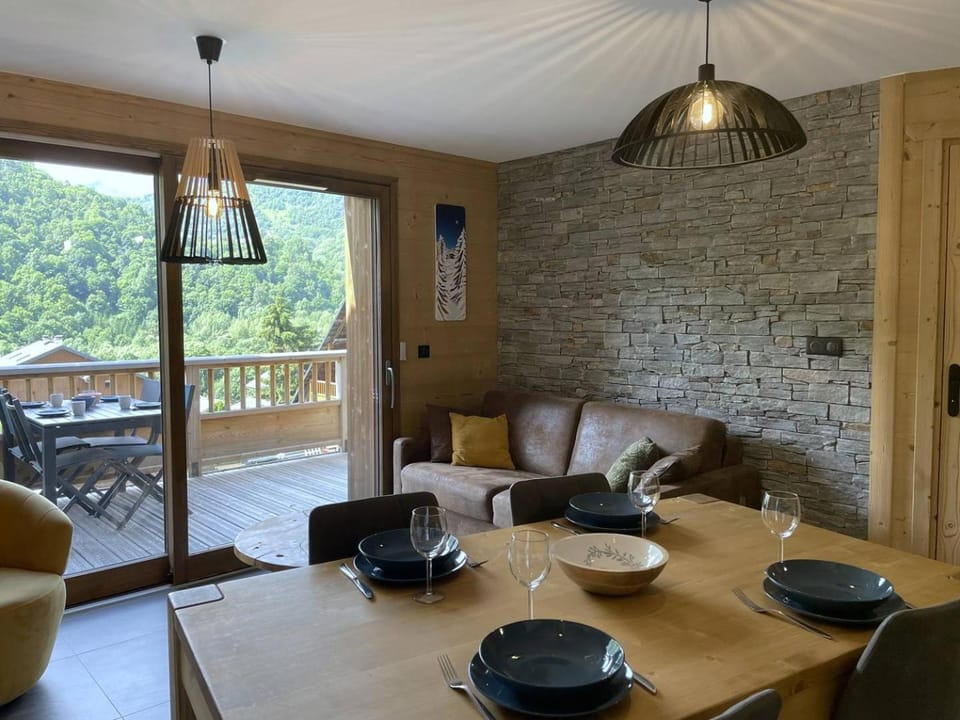 Appartement 4 personnes de standing au coeur du village Apartment in Saint-Sorlin-d'Arves