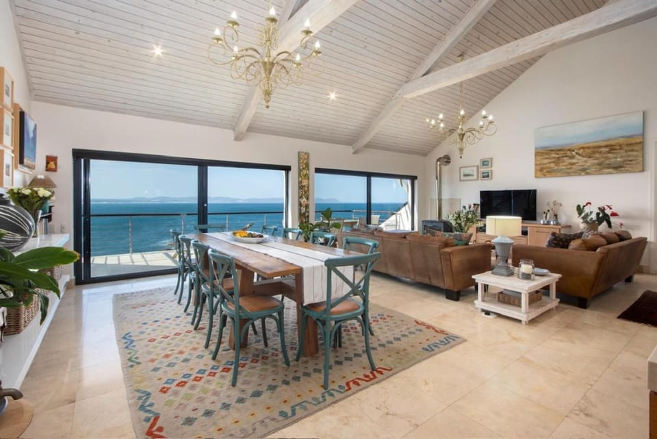 Living room, Seating area, Dining area, Sea view