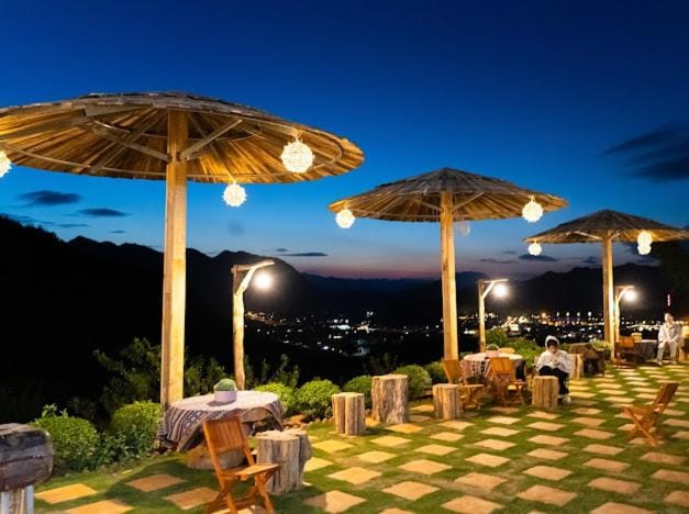 Green farm home & coffee Luxury tent in Vietnam