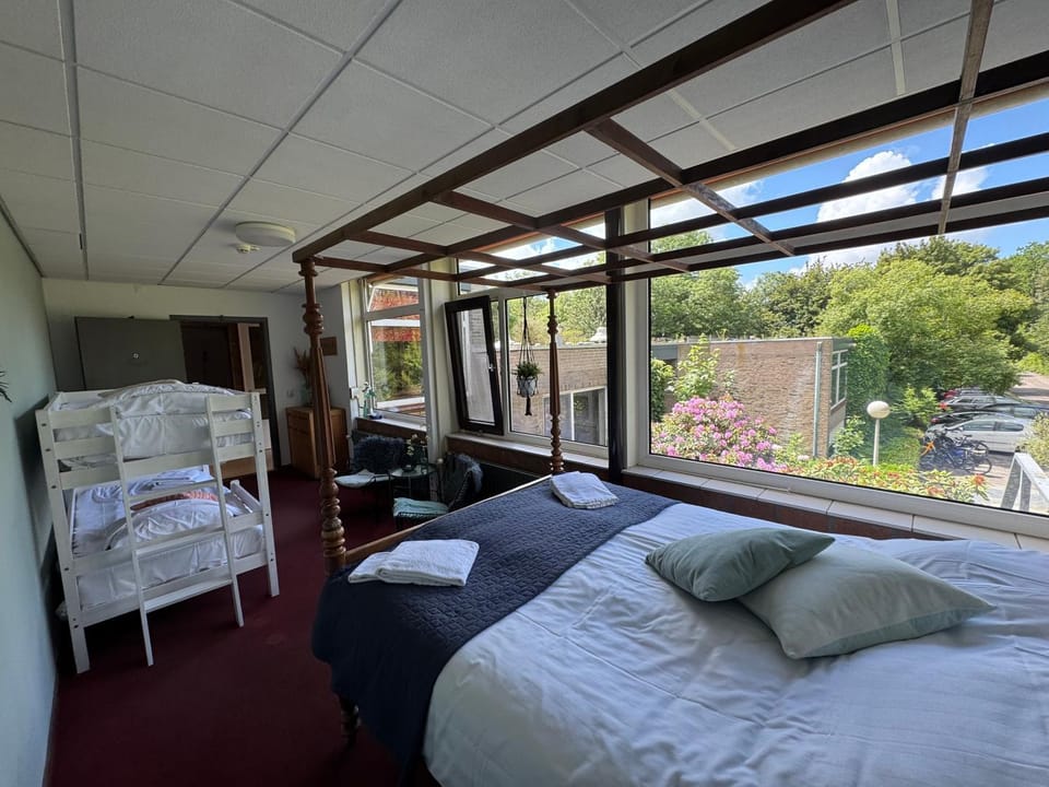 Het Huis van Bewustzijn Bed and Breakfast in North Holland (province)