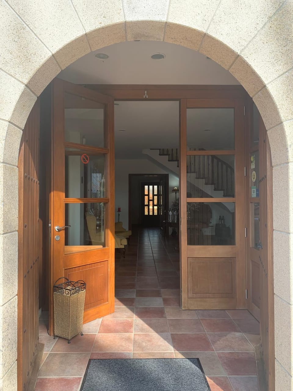 Facade/entrance