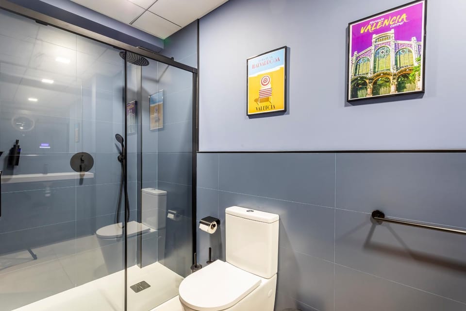 Shower, Bathroom