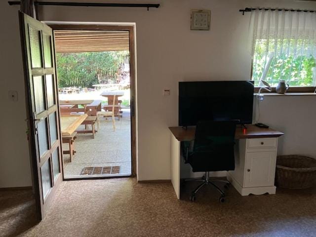 Property building, Balcony/Terrace