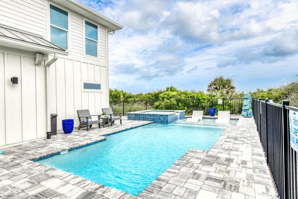 Turtle Dunes House in Crescent Beach
