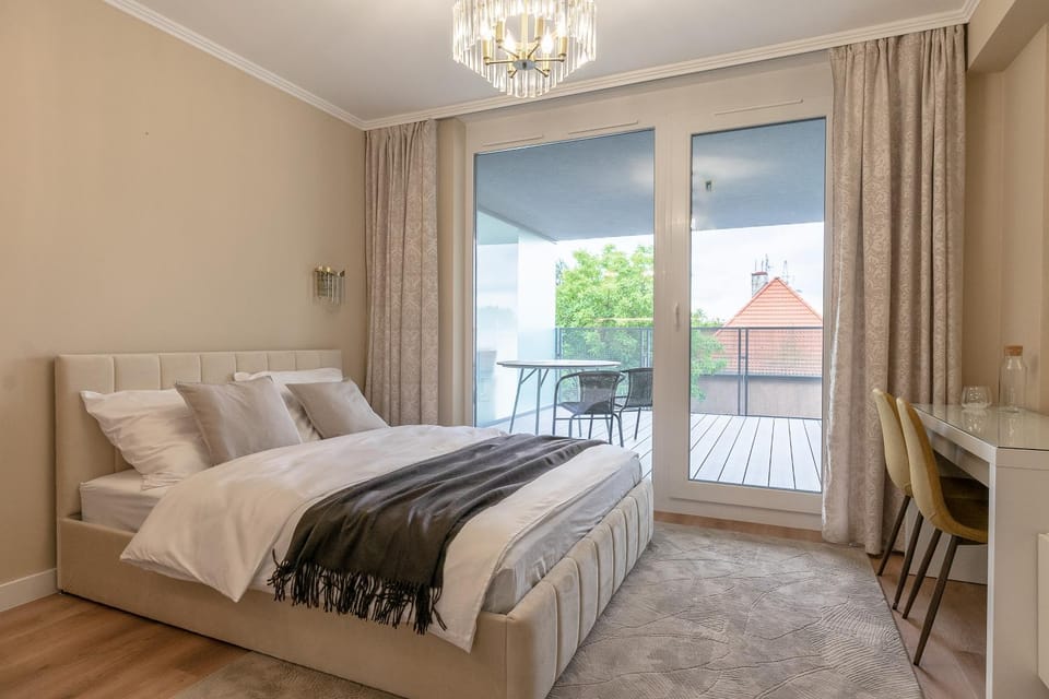 Living room, Photo of the whole room, Bedroom
