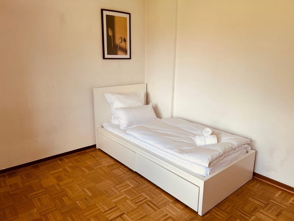 B53 I Teams I 5 Zi I P I 1,5 Bad Apartment in North Rhine-Westphalia