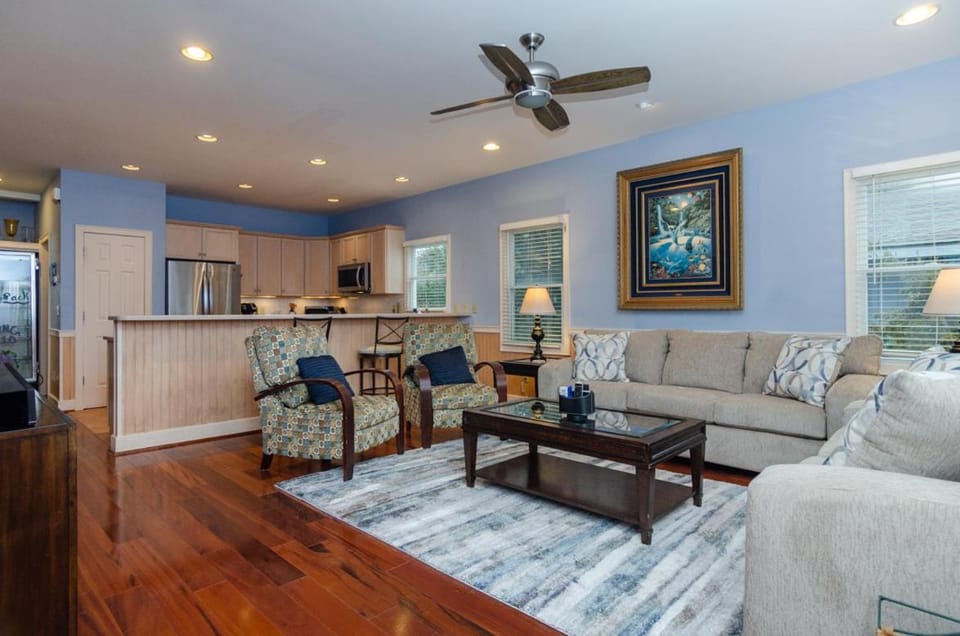 A Little Piece of Paradise by Bryant Real Estate House in Wrightsville Beach