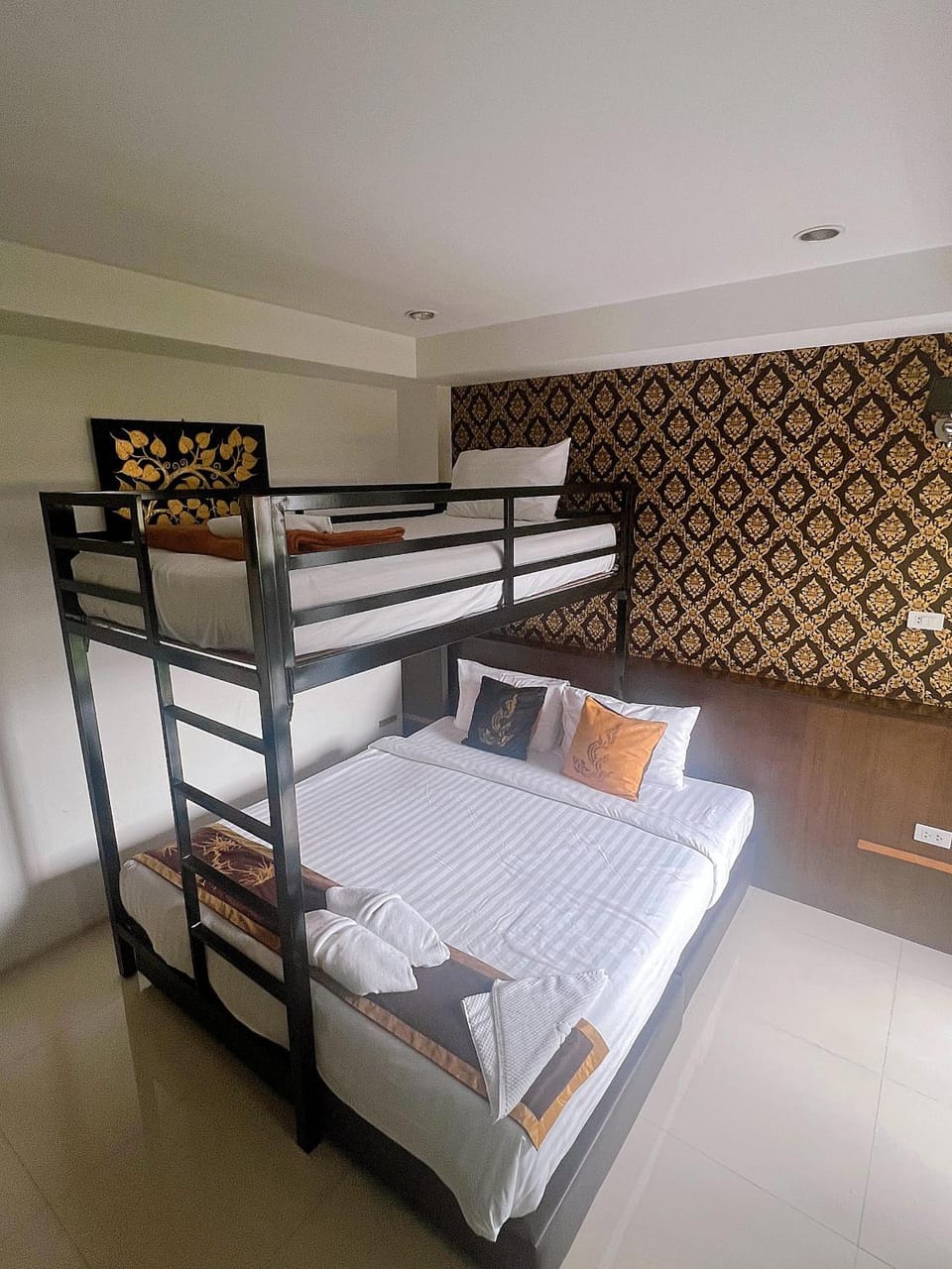 Adamaz House Bed and Breakfast in Bangkok