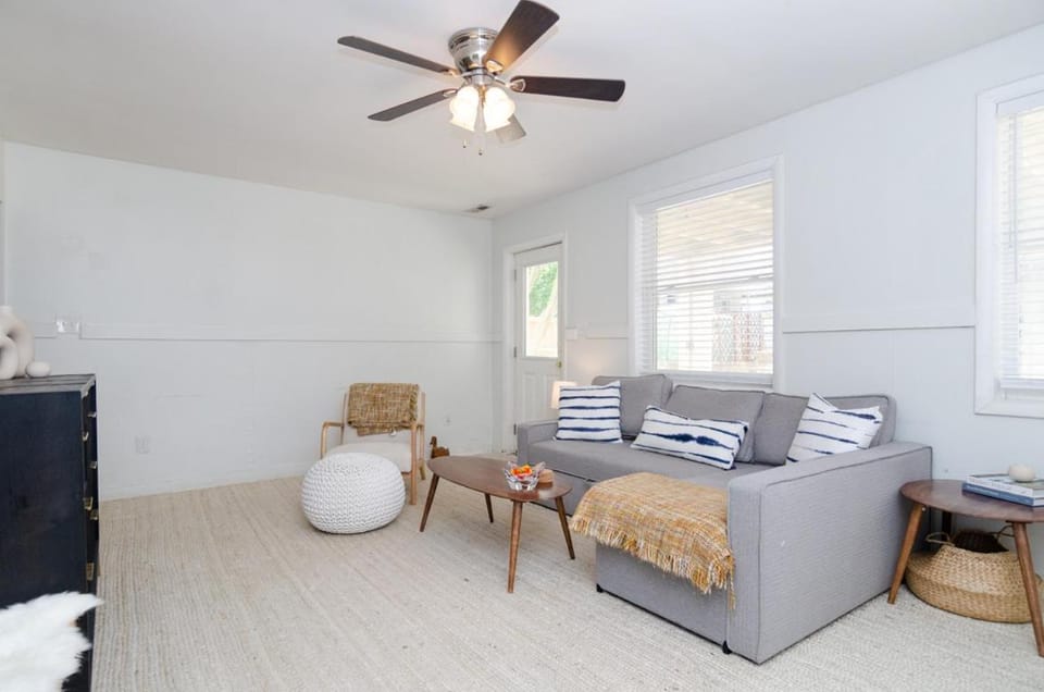 Stella Mia Lower by Bryant Real Estate House in Wrightsville Beach