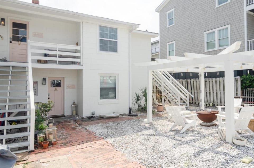 Stella Mia Upper by Bryant Real Estate House in Wrightsville Beach
