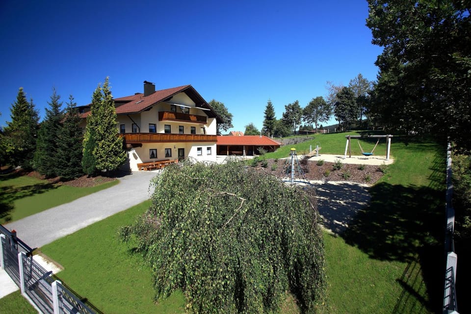 Landhaus Frauenberg House in South Bohemian Region