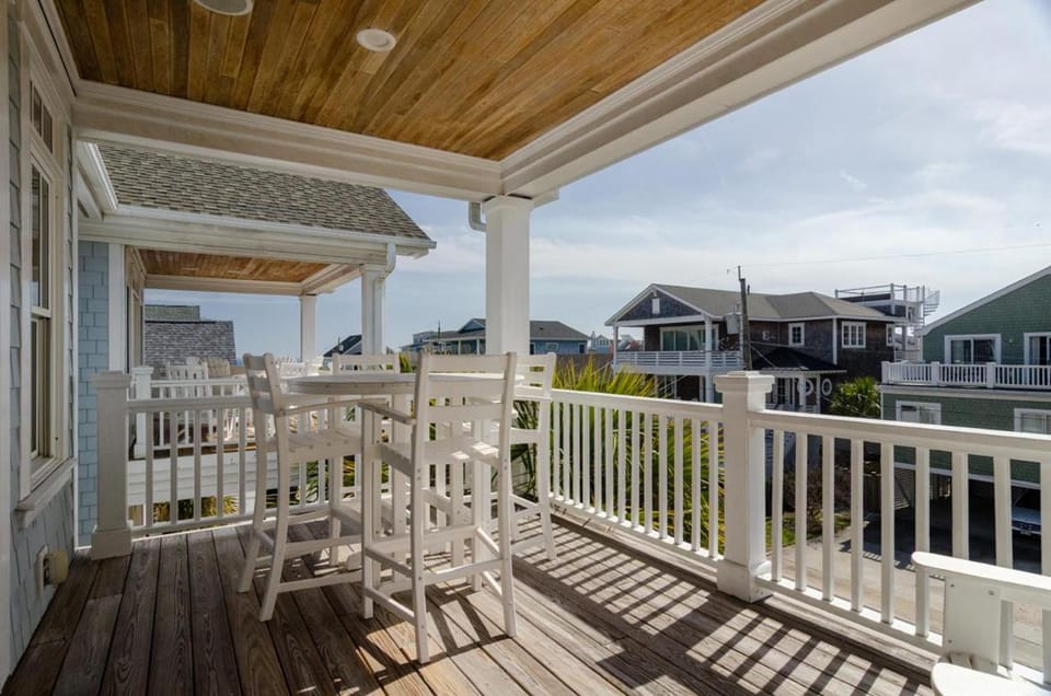 Moore Shore Time by Bryant Real Estate House in Wrightsville Beach