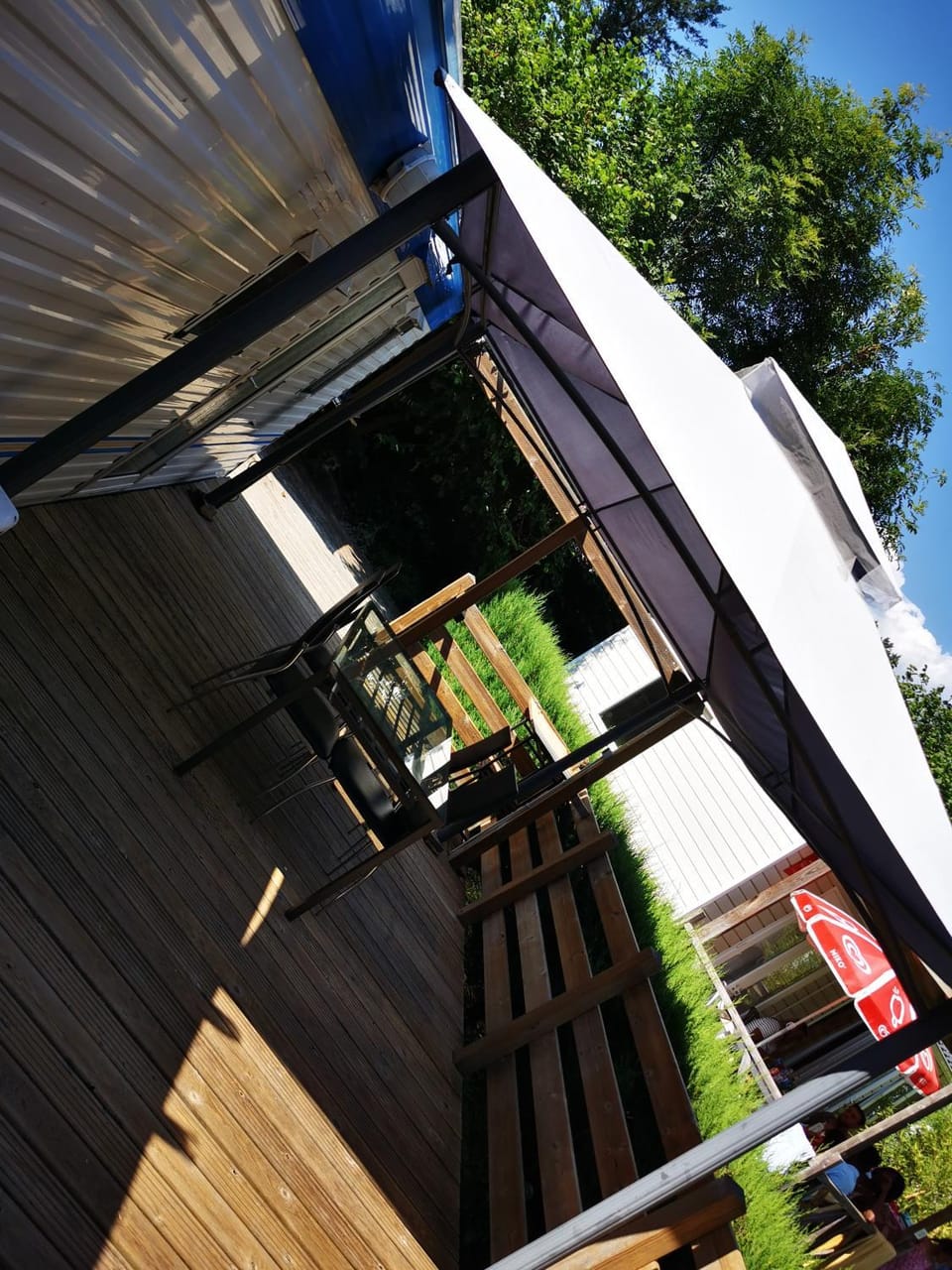 Bungalow camping 3 étoiles Campground/ 
RV Resort in Auvergne-Rhône-Alpes