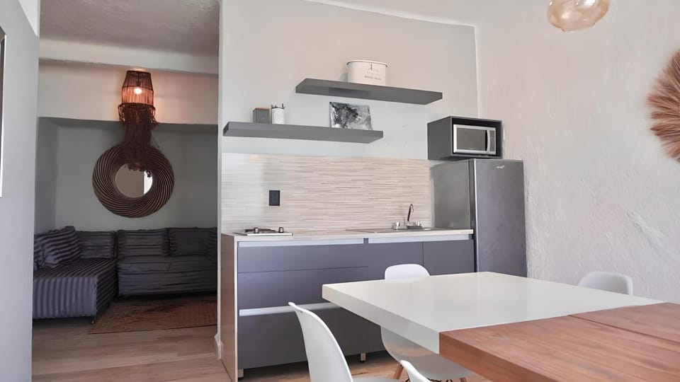 Kitchen or kitchenette, Living room, Dining area