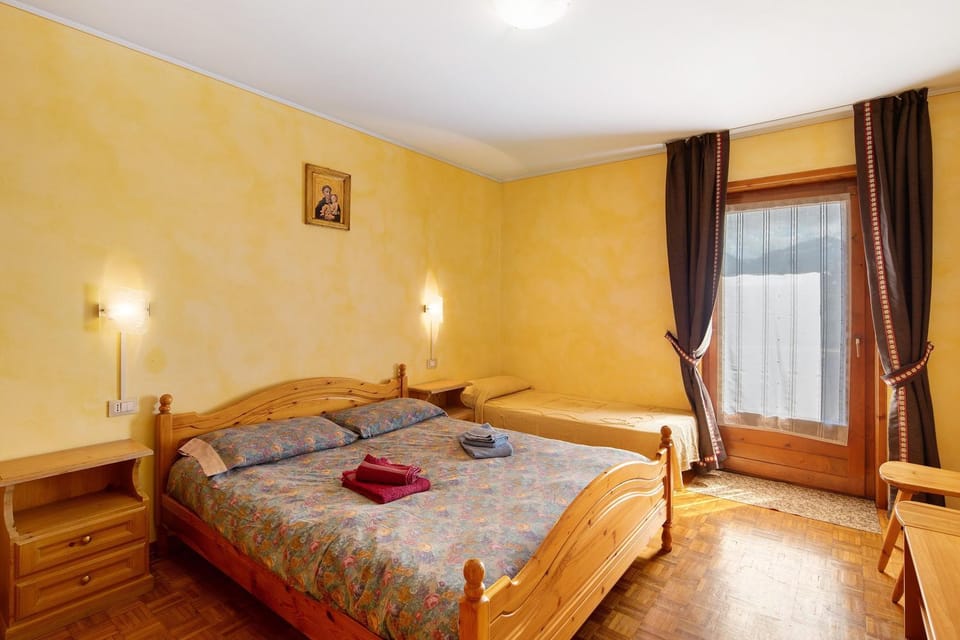 Property building, Living room, Bedroom