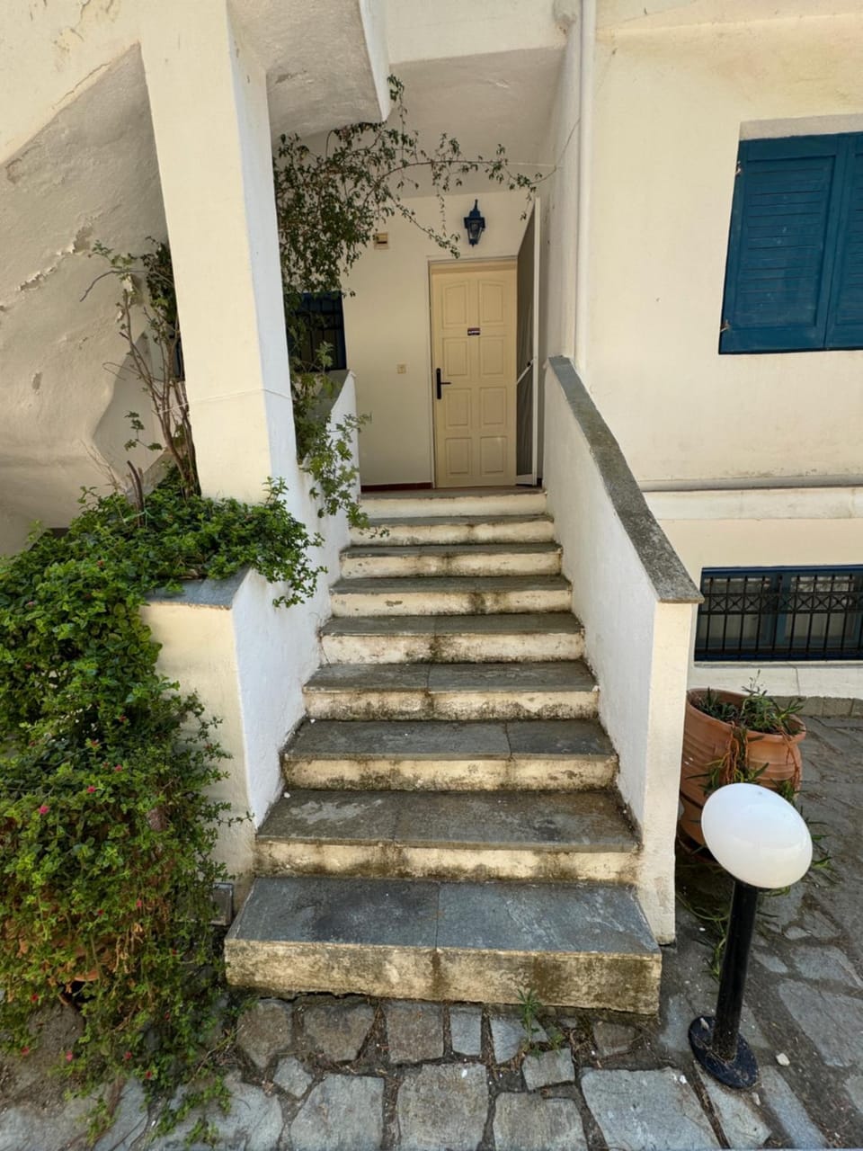 Property building, Day
