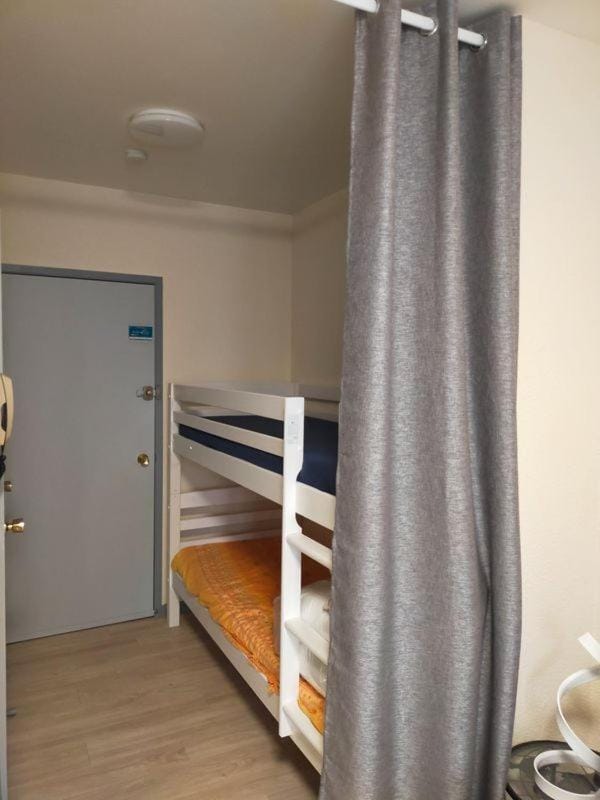bunk bed