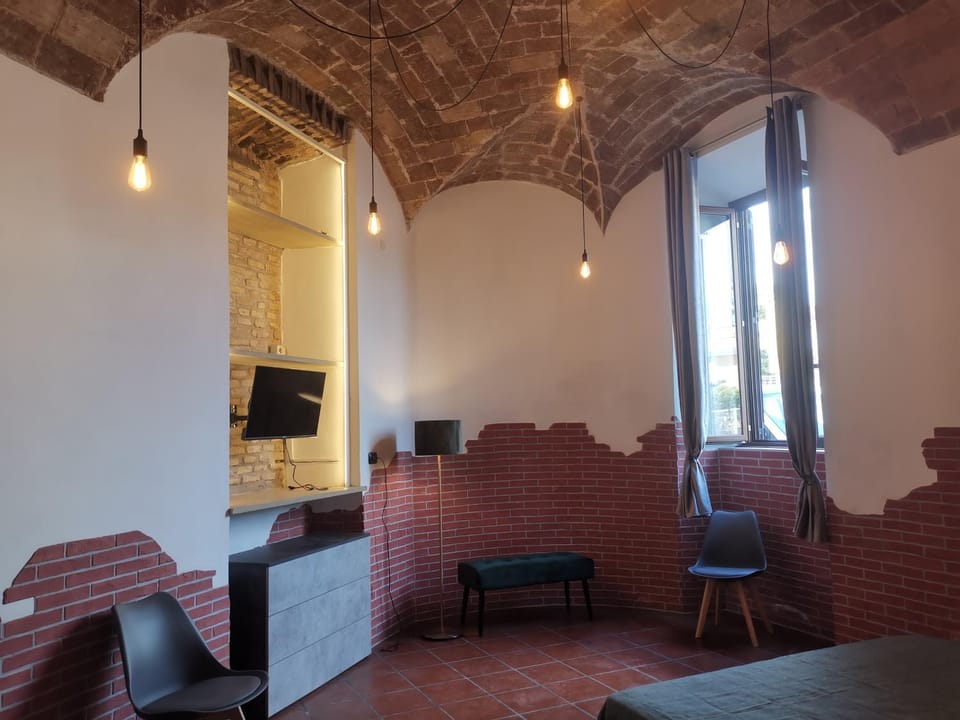 TV and multimedia, Evening entertainment