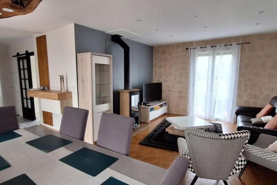 Charmante maison de ville climatisée avec Wifi House in Nouvelle-Aquitaine