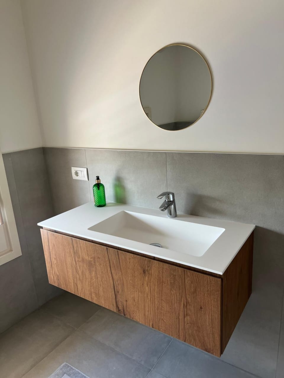 Bathroom, Bath
