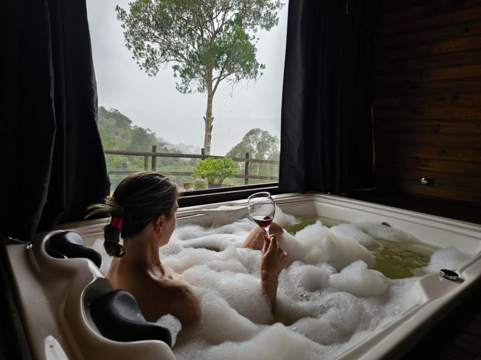 Hot Tub, Bath