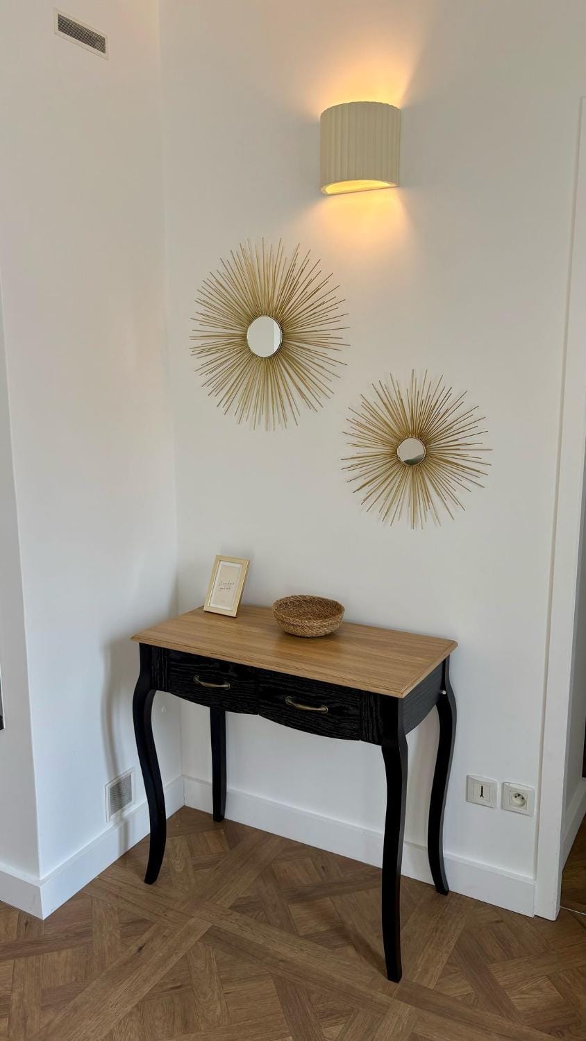 Facade/entrance, Living room