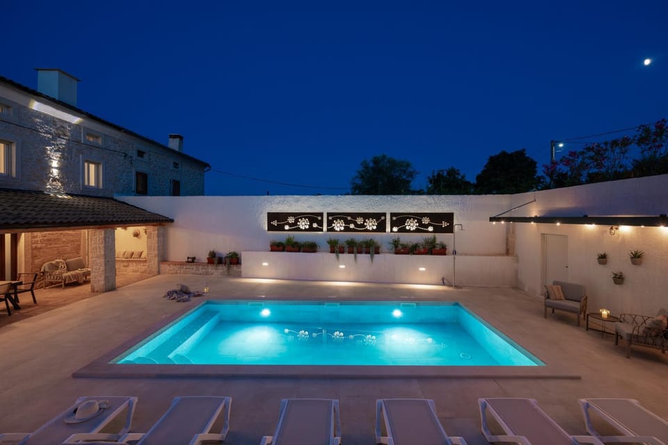 Pool view