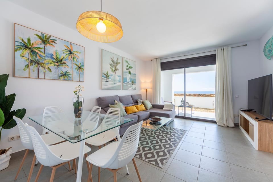 TV and multimedia, Living room, Sea view, heating, air conditioner