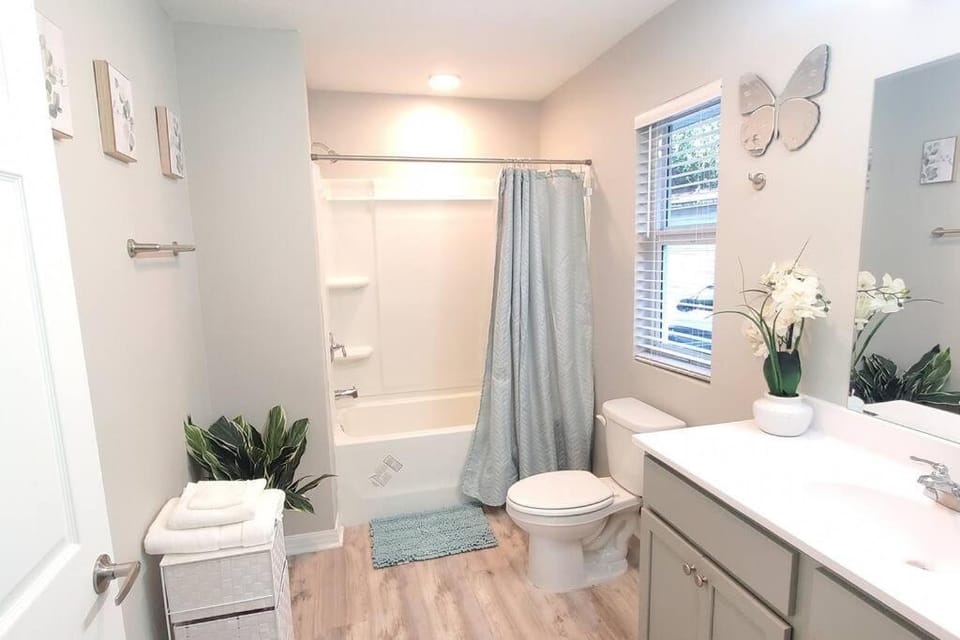 Toilet, Bathroom, Bath, towels