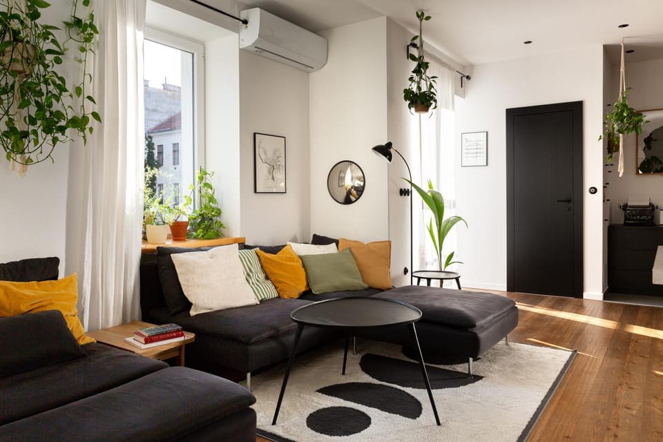 Living room, Seating area