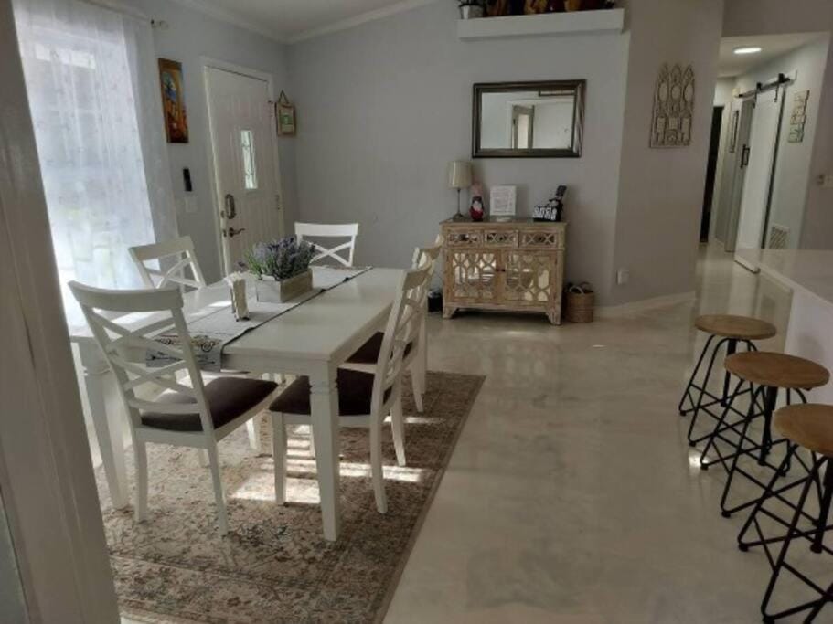Family Gathering Place House in Florida