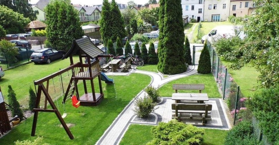 Spring, Natural landscape, Children play ground, Garden, Garden view