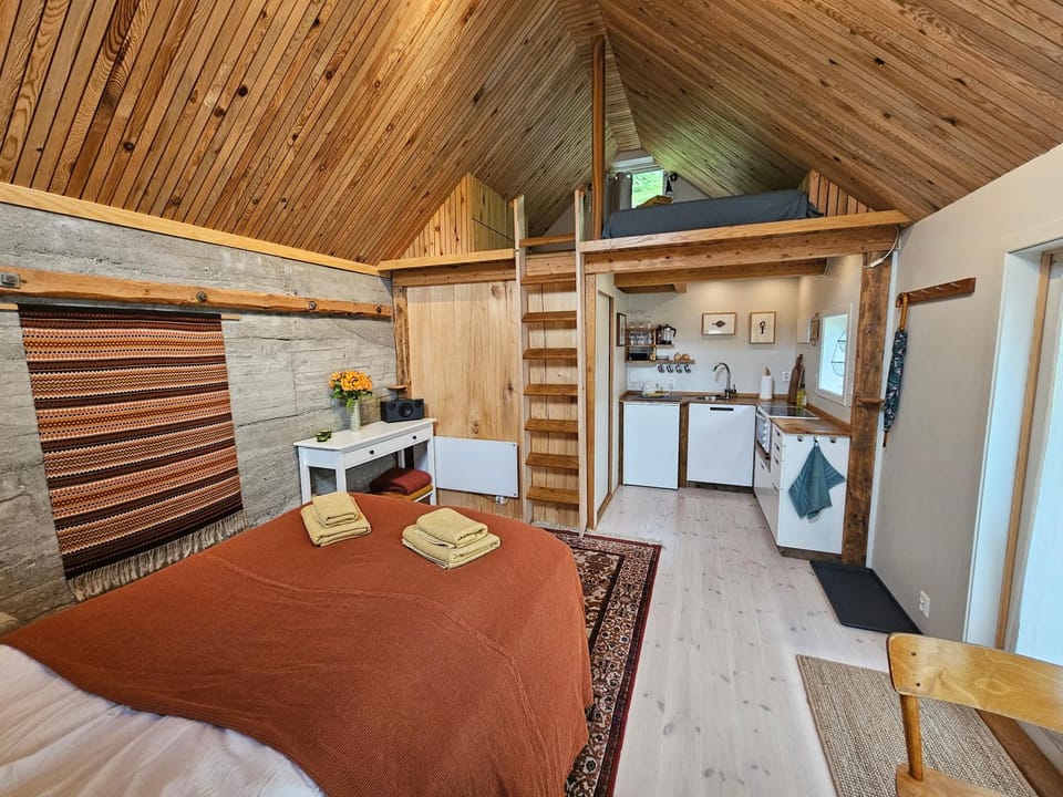 Sigurd's Tiny House House in Vestland
