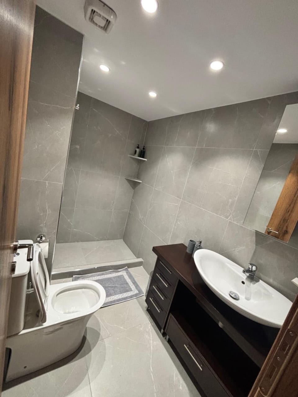 Shower, Toilet, Bathroom