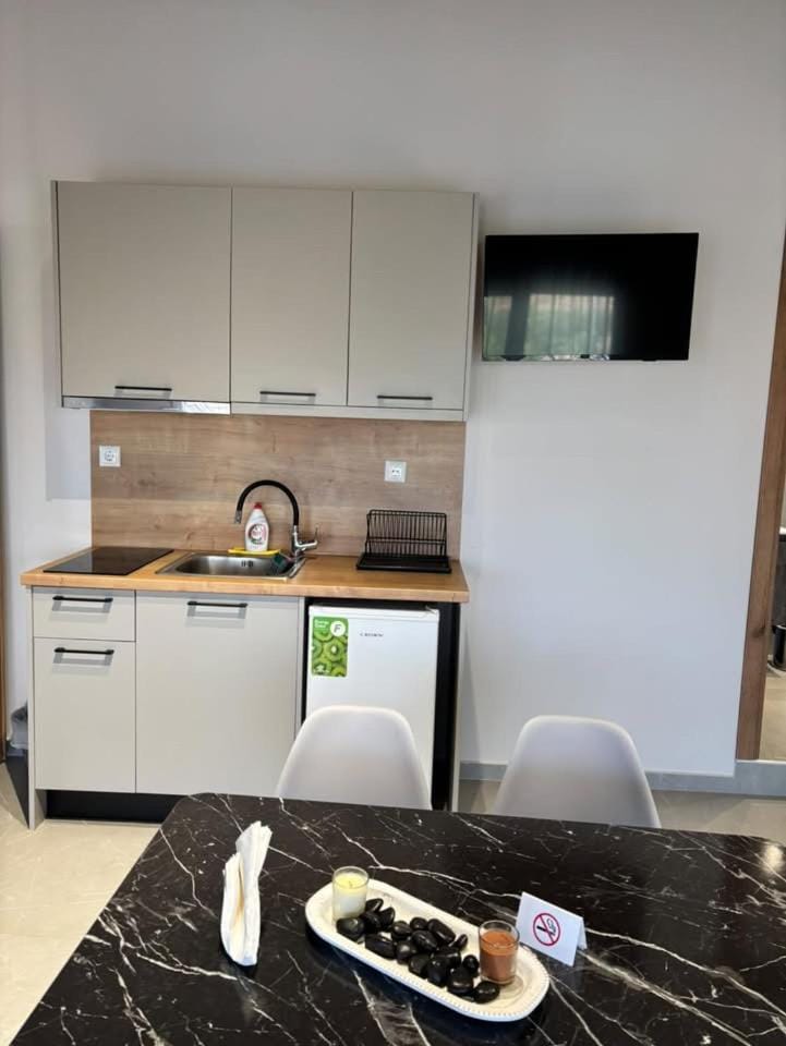 Kitchen or kitchenette, stove