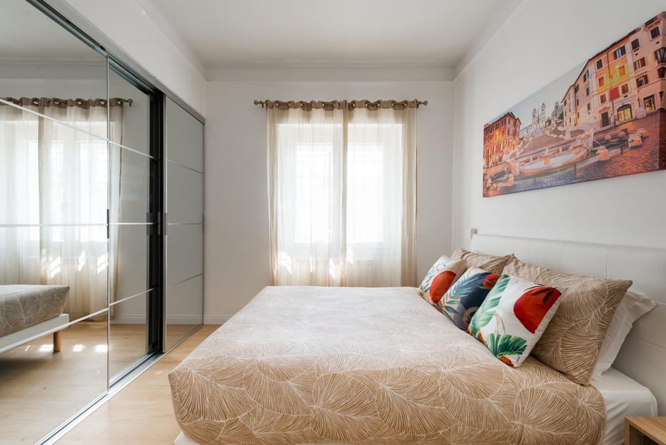 Bed, Photo of the whole room, Bedroom, wardrobe