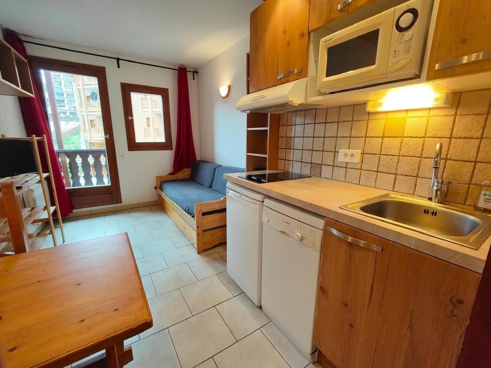 Chalet Club Iv - Blanchot - Studio · Proches des pistes et commerces · Balcon MAE-8751 Apartment in Tignes