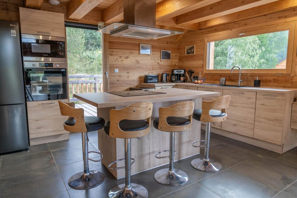 Résidence Pramouton - Sublime chalet aux grands espaces de convivialité MAE-8831 Chalet in Provence-Alpes-Côte d'Azur