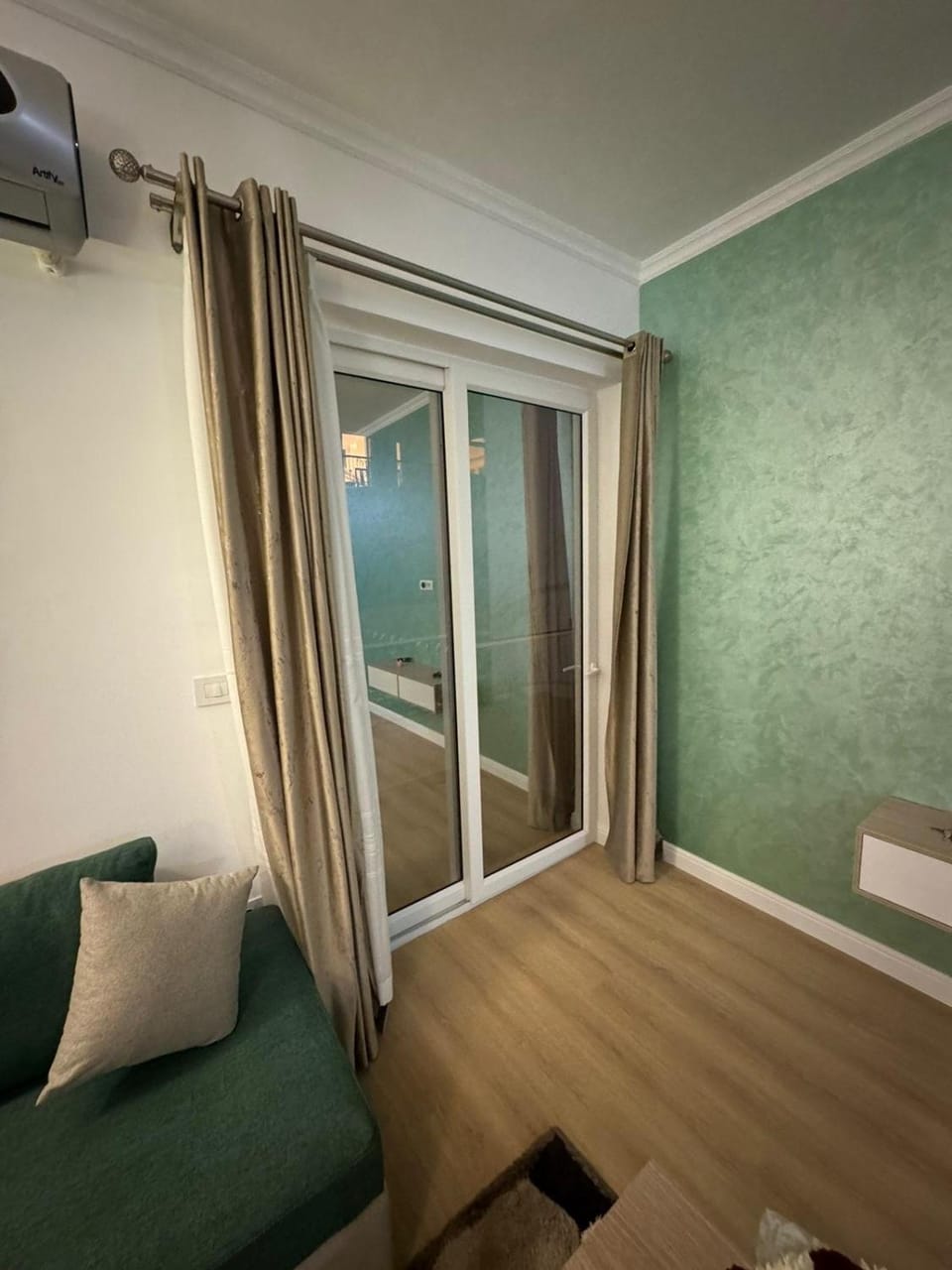 Balcony/Terrace, Balcony/Terrace, Living room, Seating area