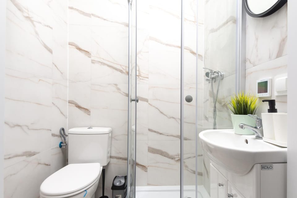 Toilet, Bathroom